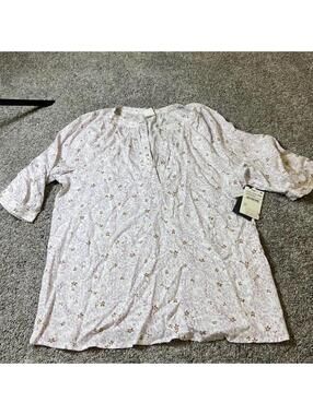 Melrose and Market Floral V-Neck Top XXS NWT